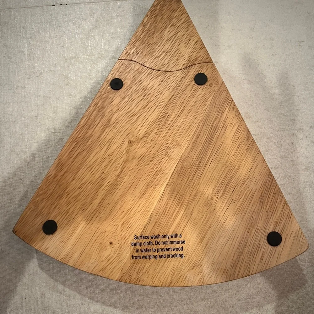 Wooden Cheese-Shaped Cutting Board and cheese knife set. So Cute!